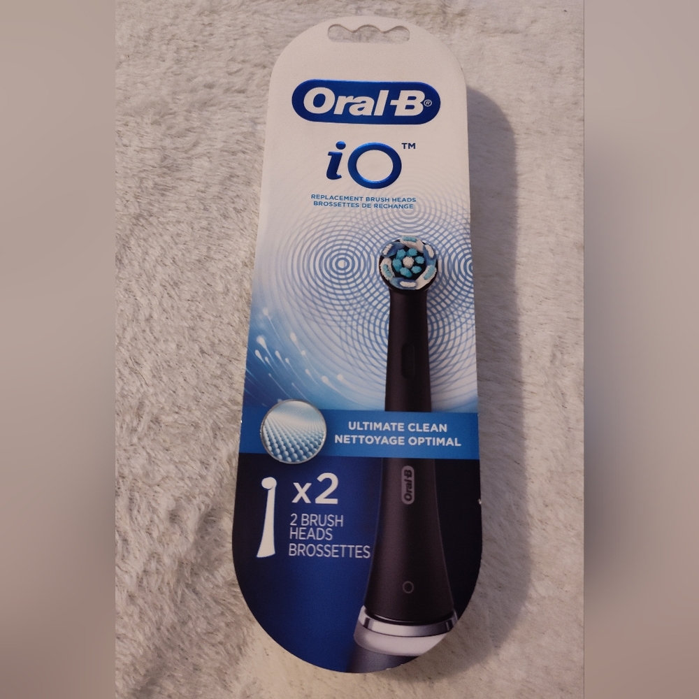 Oral-B iO Replacement Brush Heads - Black